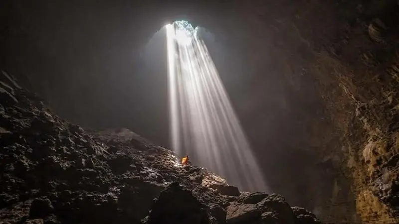 Goa Jomblang, Surga Alam yang Tersembunyi di Tepi Keindahan Yogyakarta